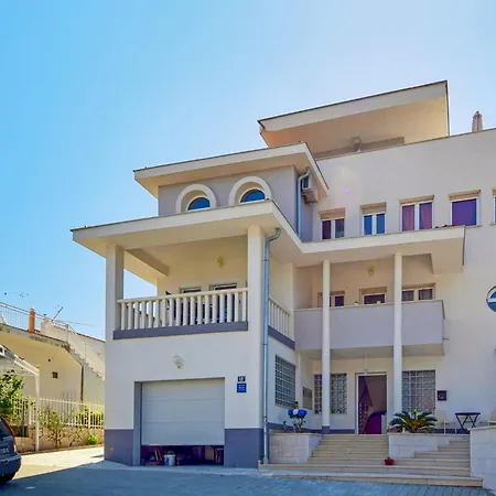 Anda-4 By Interhome Trogir